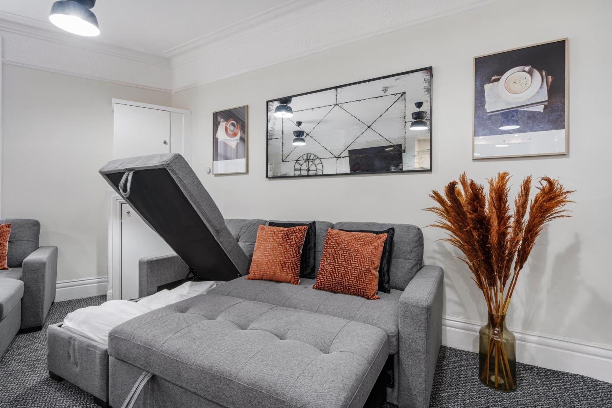 Anfield Cosy Stays - Air Host & Stay - Sleeps 14 Liverpool Exterior foto