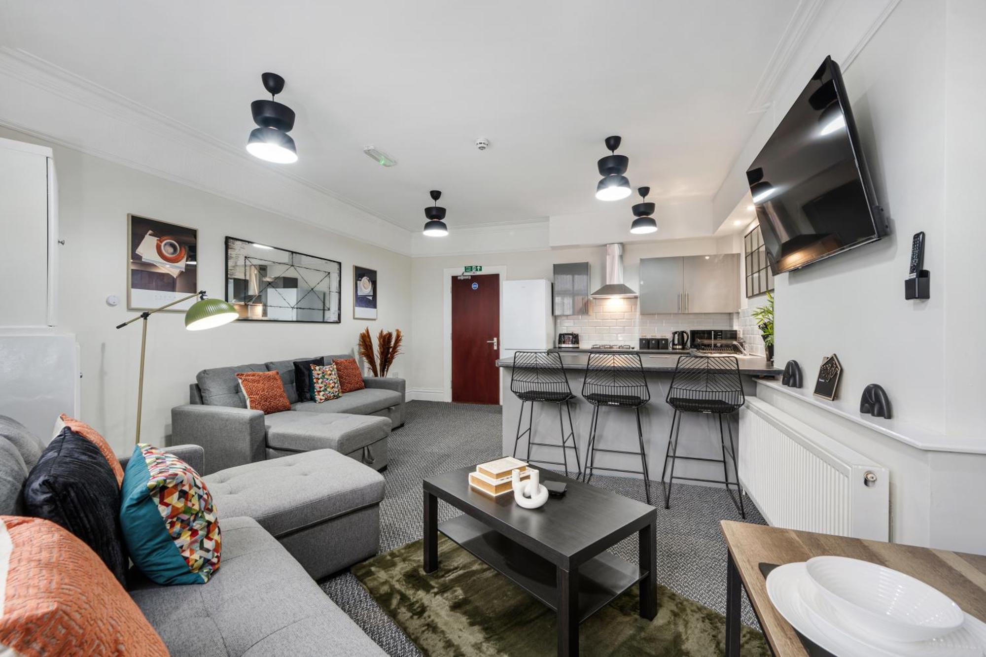 Anfield Cosy Stays - Air Host & Stay - Sleeps 14 Liverpool Exterior foto